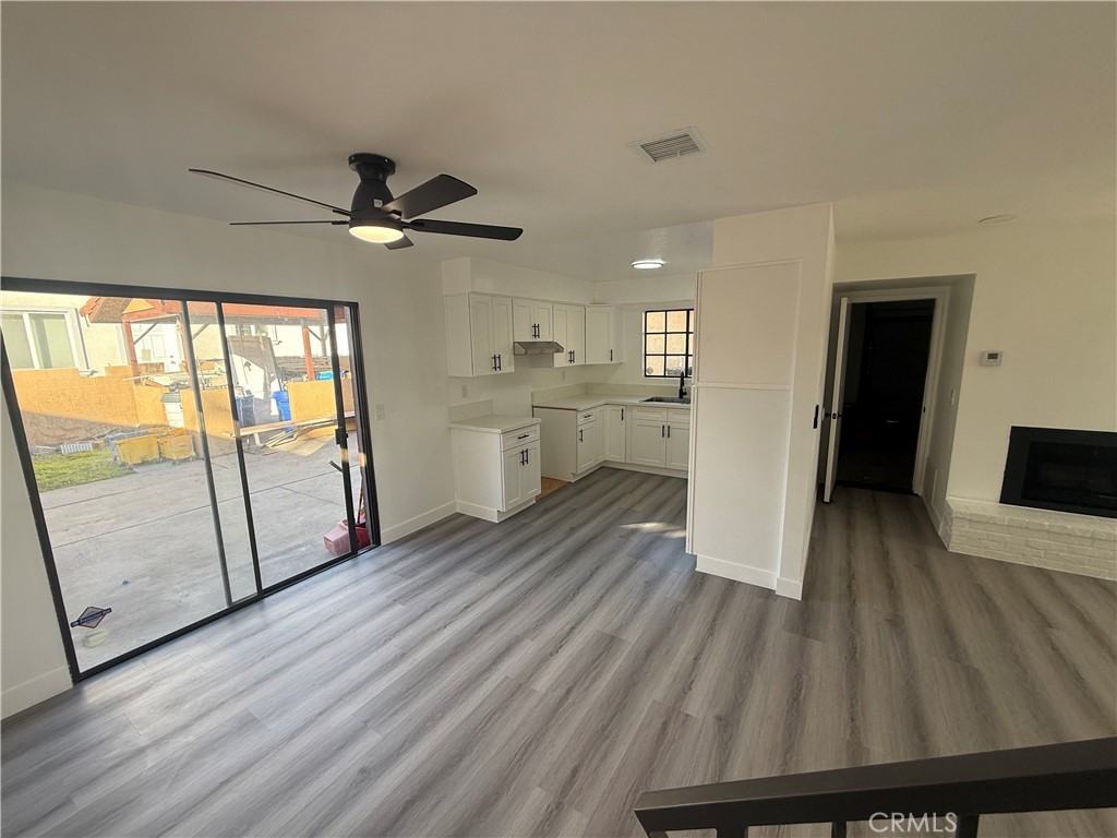 7815 Howe St #7815A - Photo 3 of 17