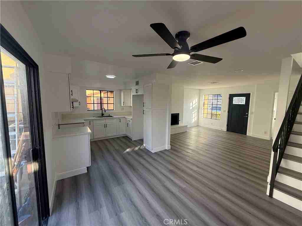 7815 Howe St #7815A - Photo 7 of 17