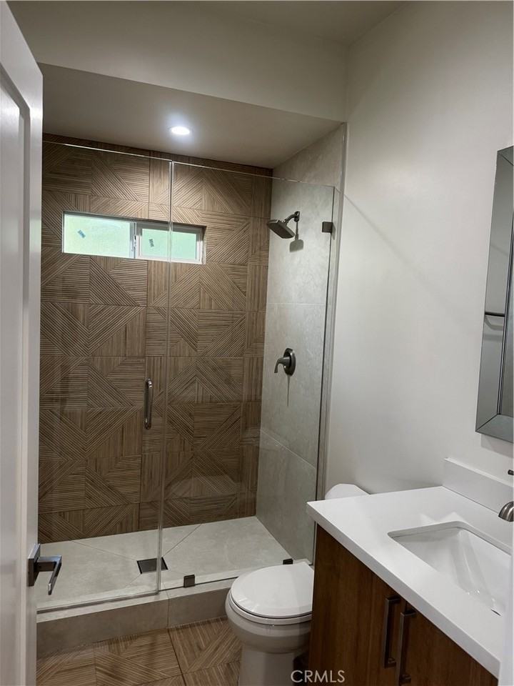 17503 Strathern St #17503 - Photo 6 of 7