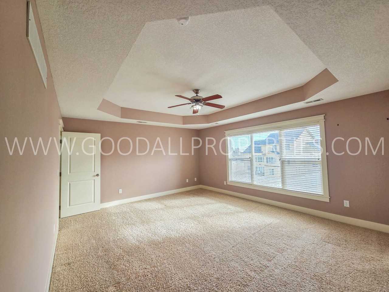 15914 Monroe Ct - Photo 7 of 21