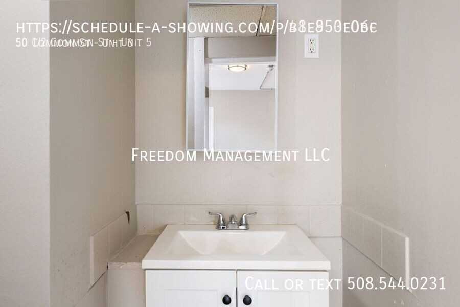 50 1/2 Common St #5 - Photo 7 of 17