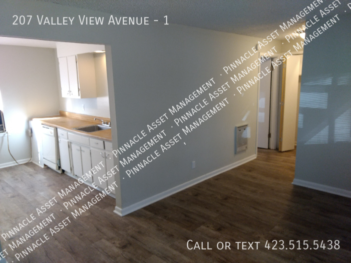 207 Valley View Ave #1 - Photo 3 of 32