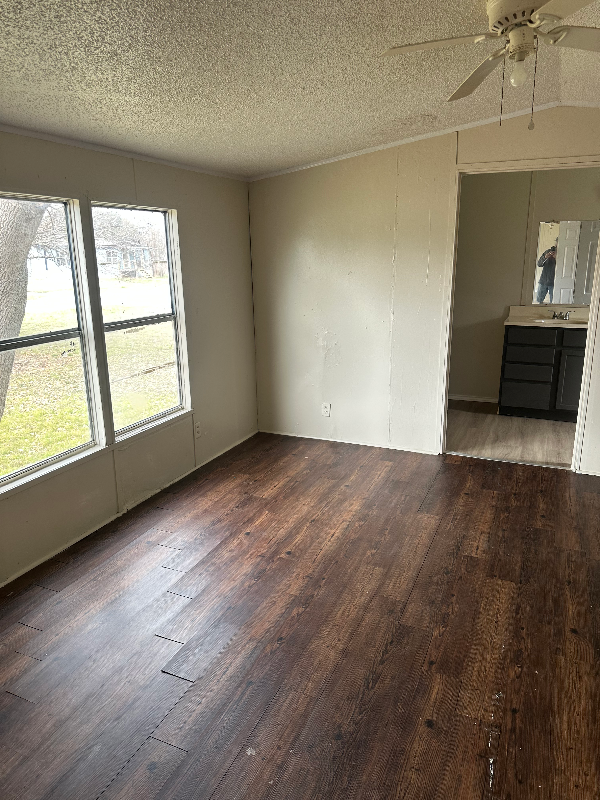 3393 Briana Dr - Photo 3 of 8