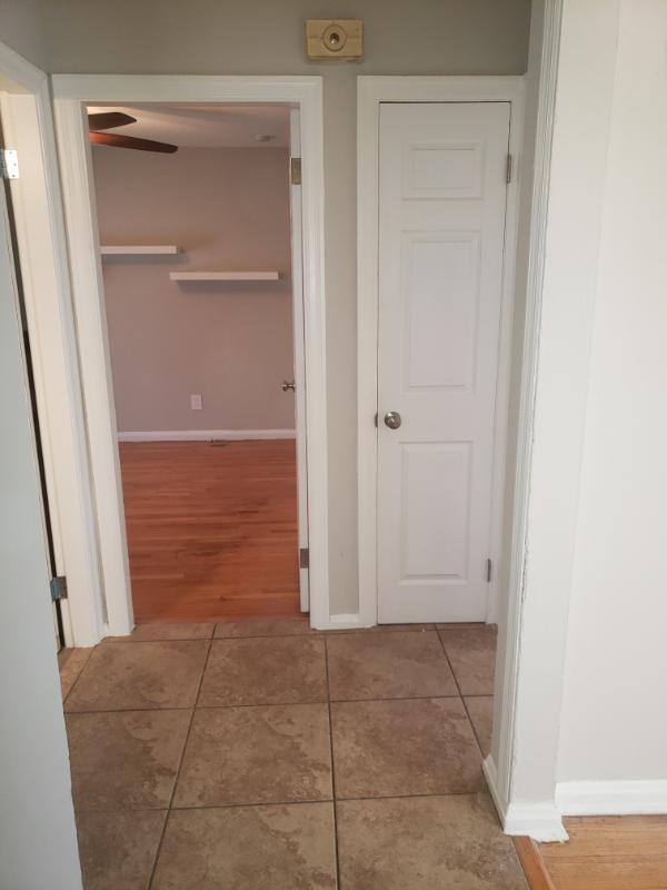 2457 Shannon Ave - Photo 7 of 17