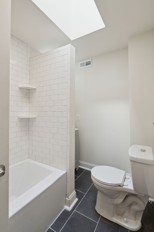 1814 S Taylor St - Photo 7 of 8