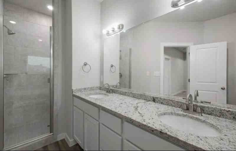 21531 Sir Walter Ln - Photo 5 of 8