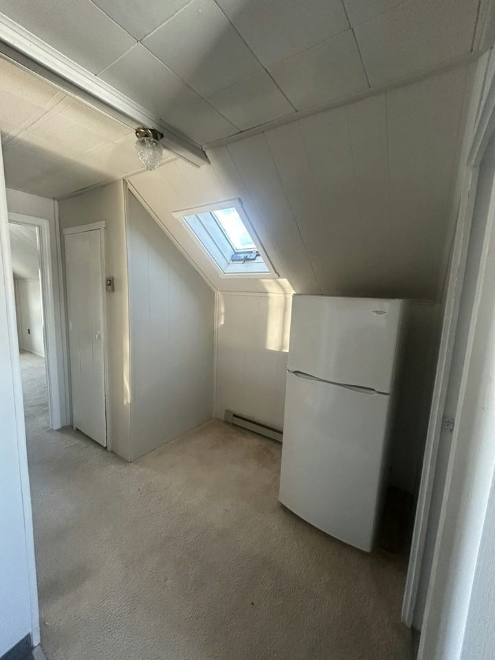 58 Main St, Unit 10 - Photo 6 of 12