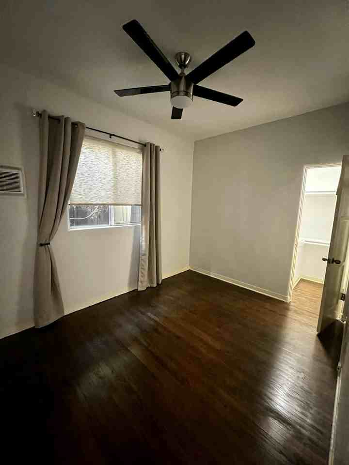 934 North Ogden Drive - Photo 6 of 10