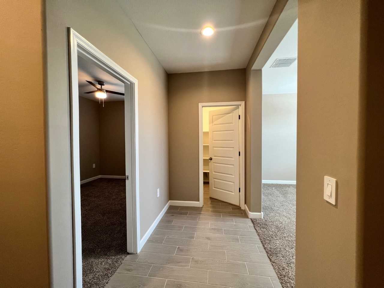 18844 West Madison Street - Photo 4 of 29