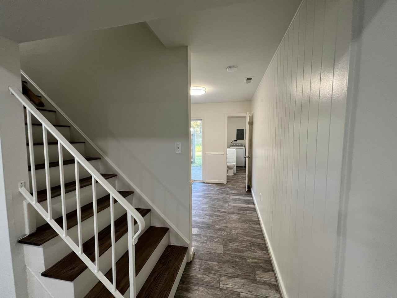 1901 Beaver Road - Photo 6 of 21