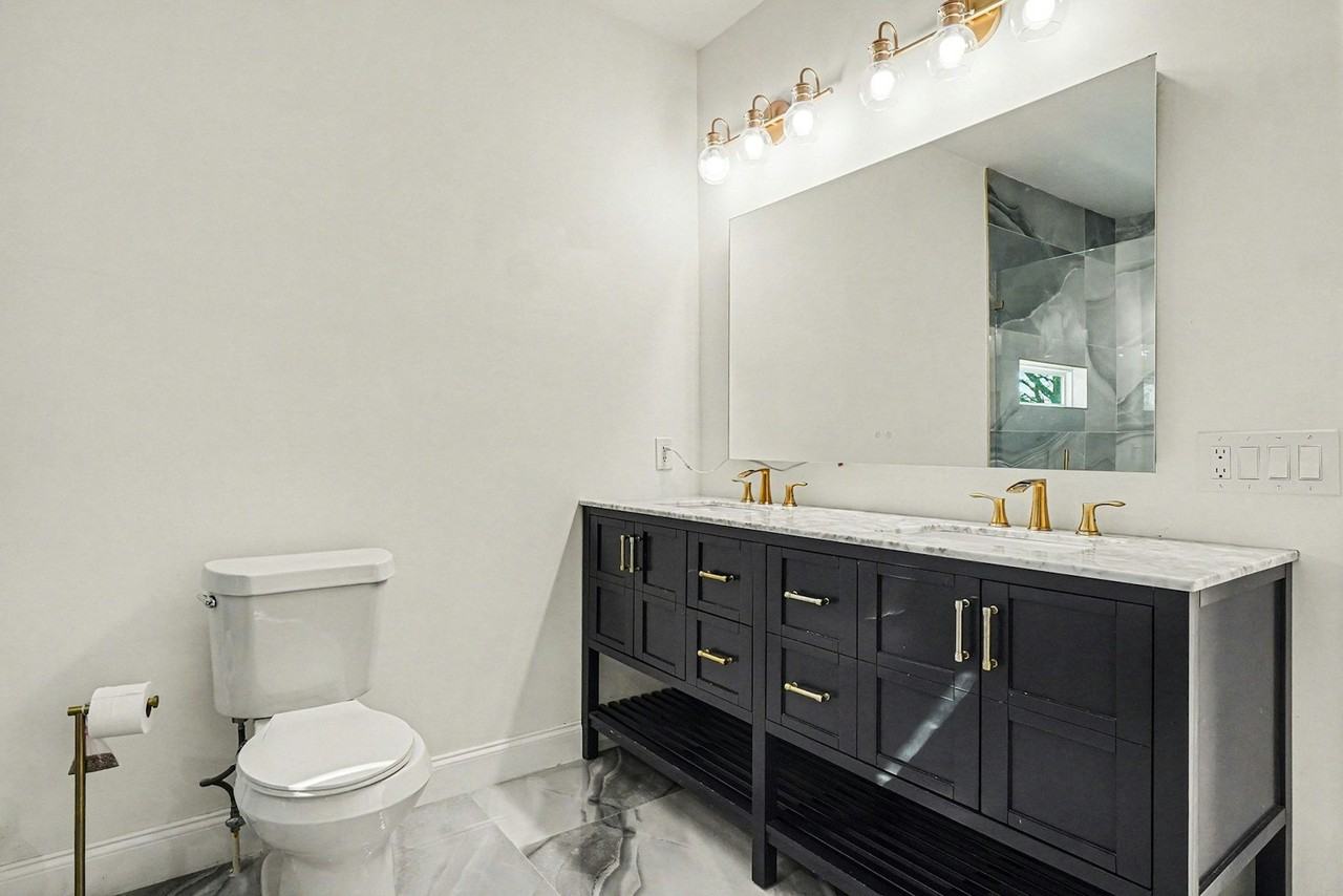 1480 Norris Place Northwest - Photo 5 of 25