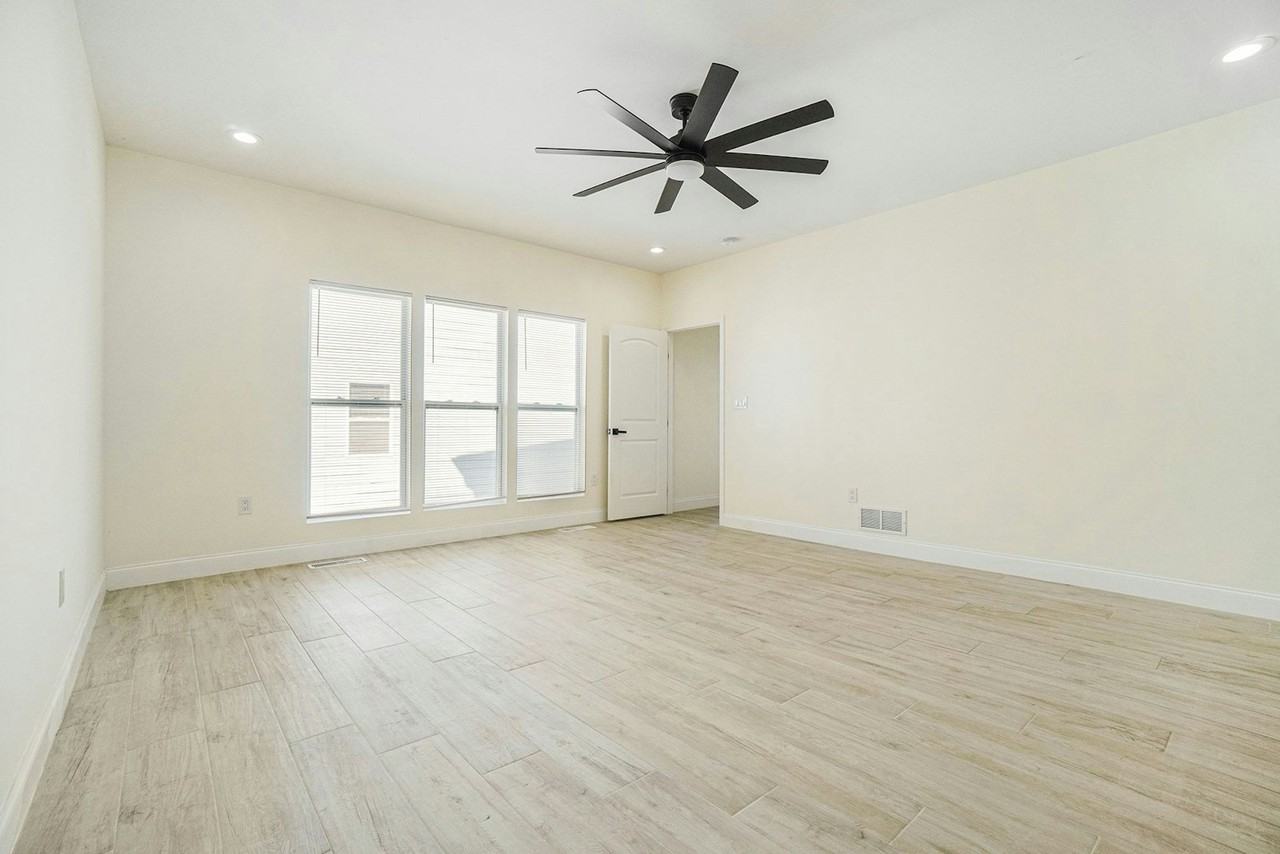 1480 Norris Place Northwest - Photo 6 of 25