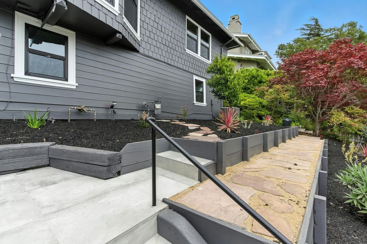 5020 Golden Gate Avenue - Photo 3 of 39