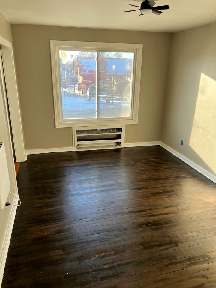 20934 Van Dyke Avenue, Unit Apartment 3 - Photo 2 of 7