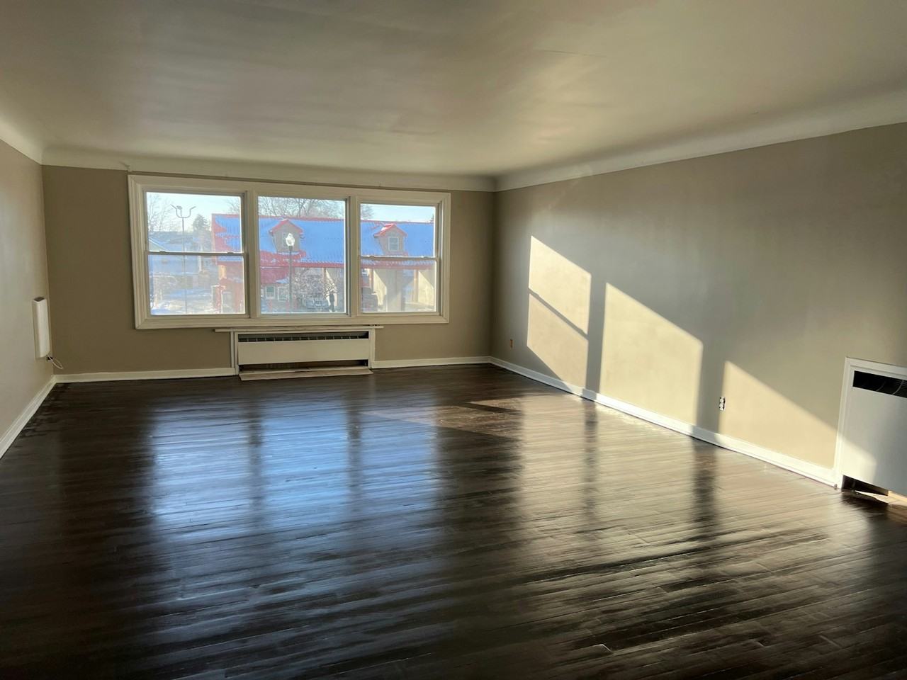 20934 Van Dyke Avenue, Unit Apartment 3 - Photo 3 of 7