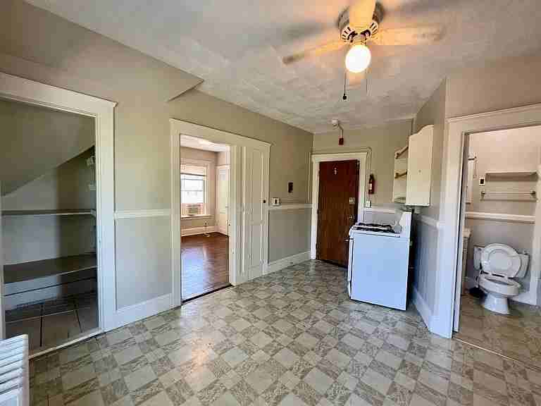 231 Cato Street, Unit 5 - Photo 3 of 13