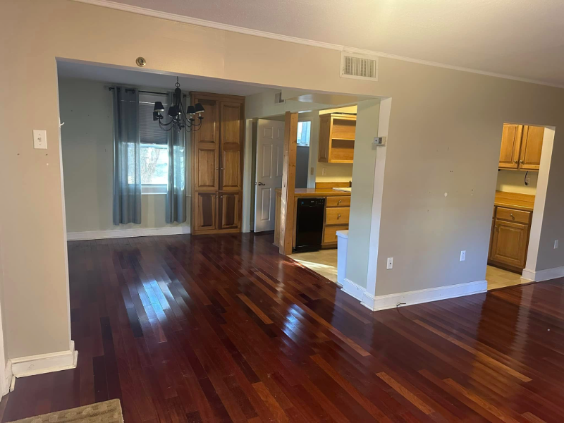 1004 School St - Photo 4 of 20