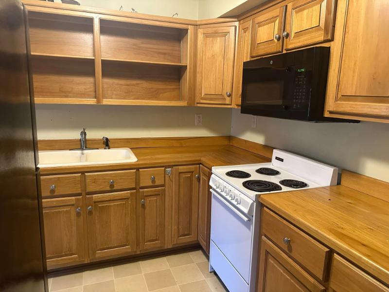 1004 School St - Photo 7 of 20