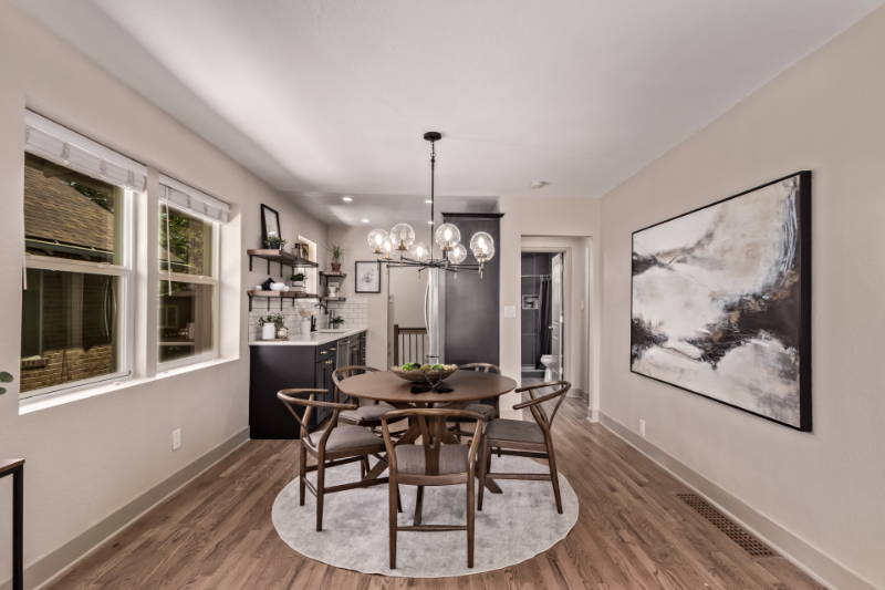 3208 N Fillmore St - Photo 6 of 19