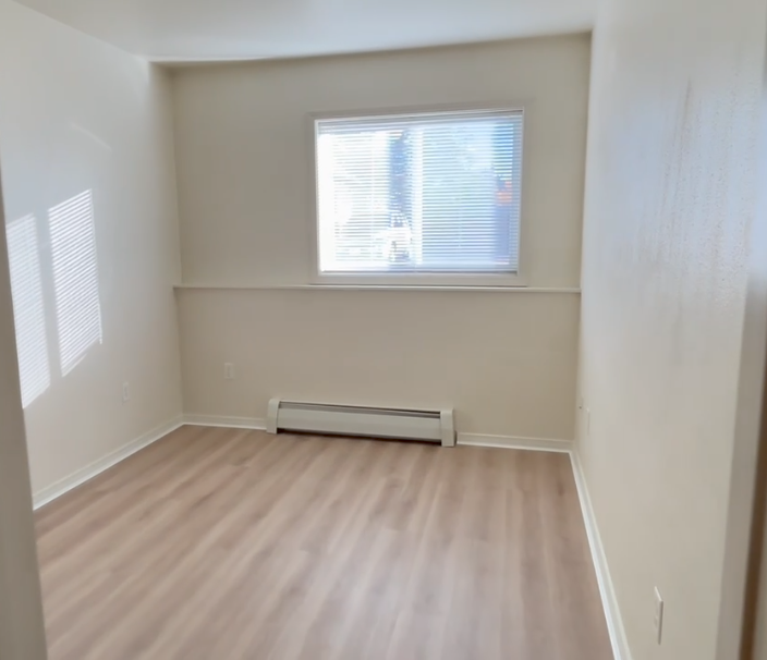 1949 S 9th St W #C - Photo 3 of 16