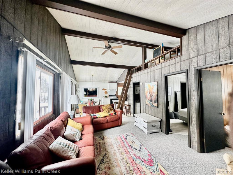 7271 Woodland Dr - Photo 5 of 12