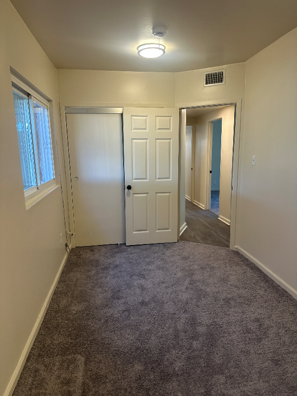 1205 W 97th St #3 - Photo 5 of 10