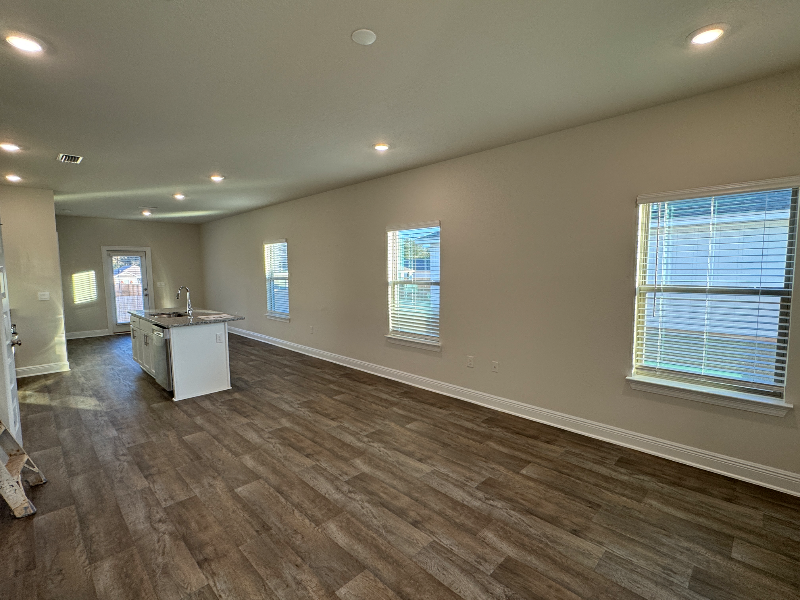 13762 Logan Pl - Photo 3 of 13