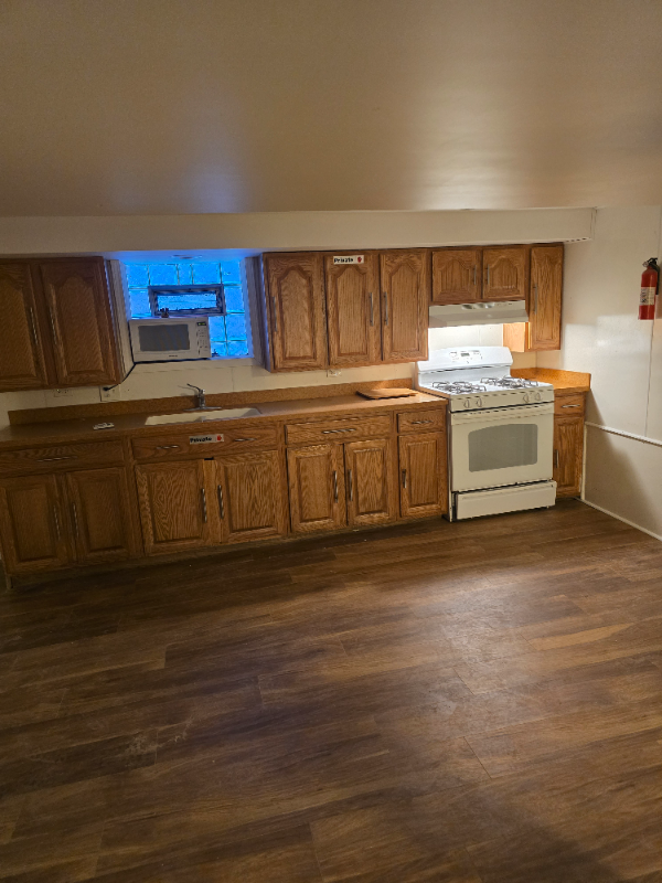 9225 S Marshfield Ave - Photo 2 of 8