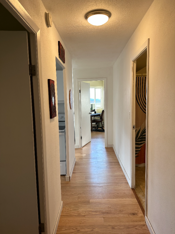 1200 Boylston Ave #600 - Photo 2 of 12