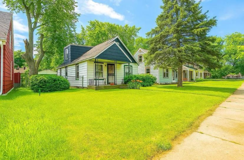 7529 W Grantosa Dr - Photo 4 of 10