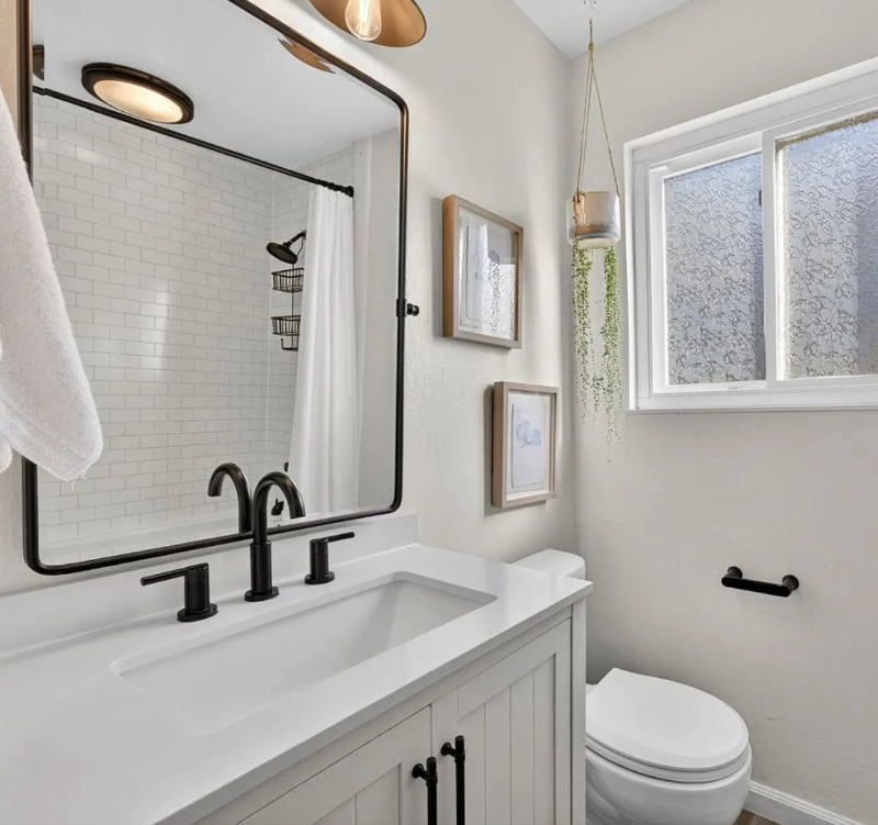 1295 Jasmine Way - Photo 4 of 5