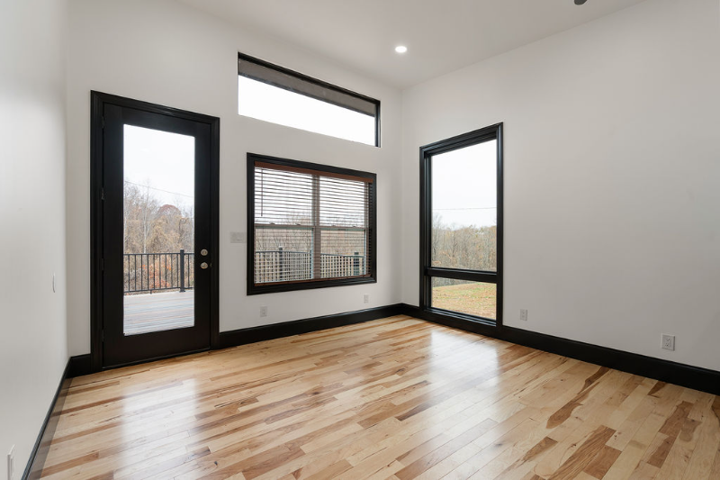 92 Riverside Dr - Photo 6 of 17