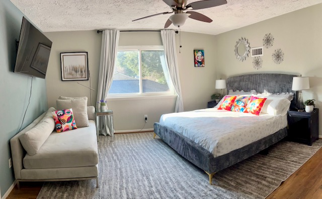 22107 Deville Dr - Photo 2 of 13