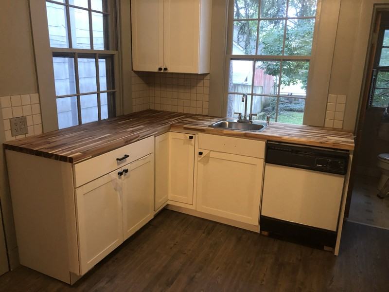 229 S Market St - Photo 3 of 10