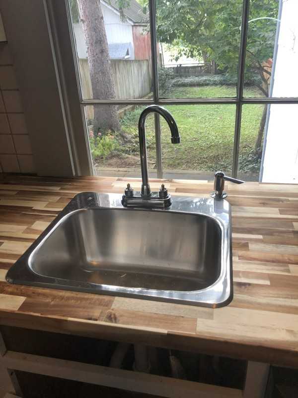 229 S Market St - Photo 4 of 10