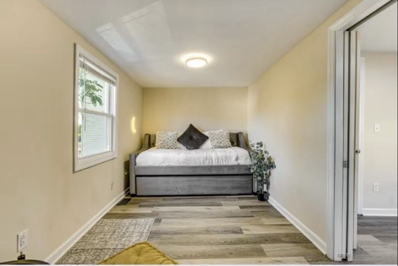 1108 Valley View Ave - Photo 3 of 20