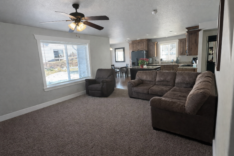 336 Westsouth - Photo 3 of 20