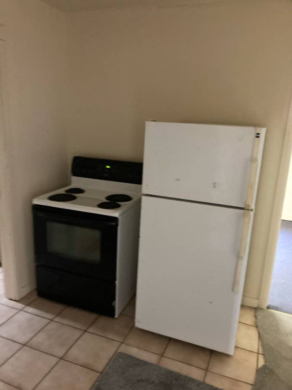 207 Cunningham St #D - Photo 2 of 9