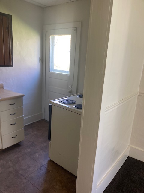 213 Cunningham St - Photo 3 of 13