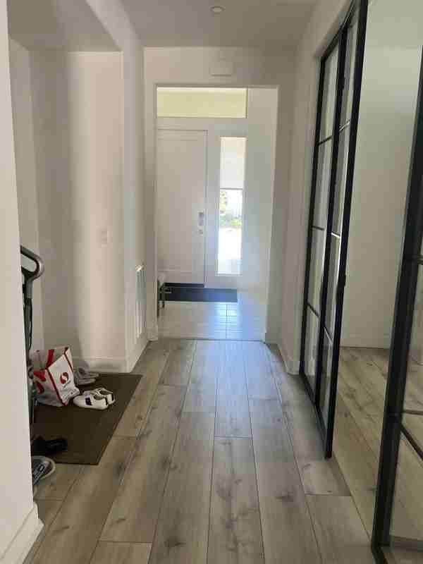 1539 Newland Dr - Photo 3 of 7