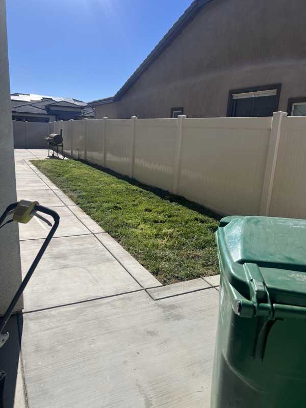 1539 Newland Dr - Photo 6 of 7