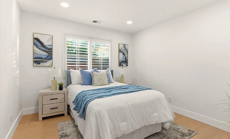 1344 Jackson St - Photo 4 of 20