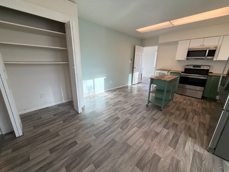 914 S Del Norte Ave - Photo 6 of 20