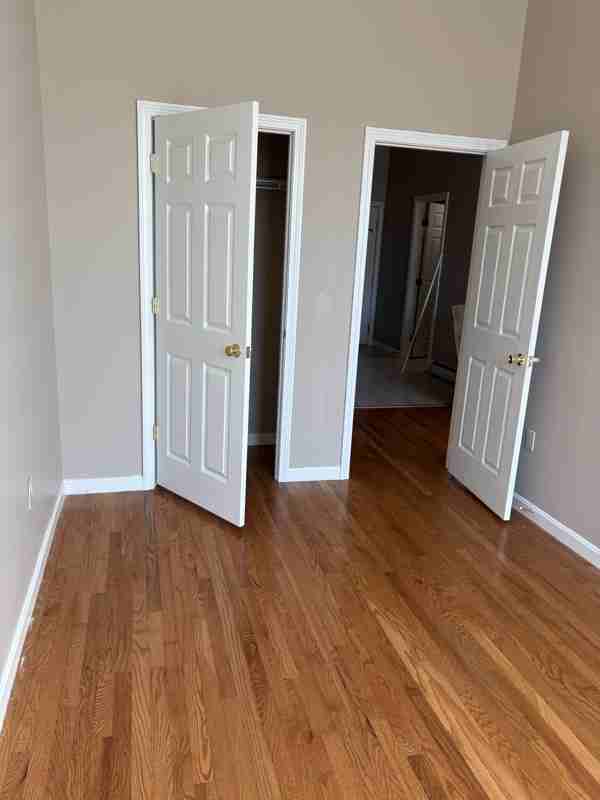 97 Main St #3 - Photo 4 of 8