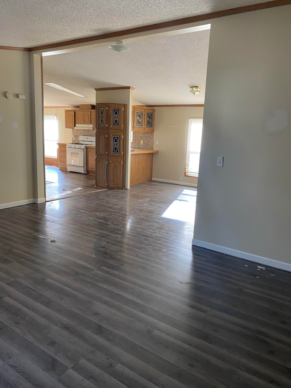 161 Jacqualyn Dr - Photo 3 of 5