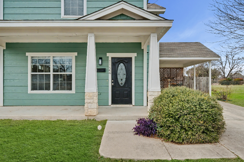 1124 N Penelope St - Photo 2 of 20