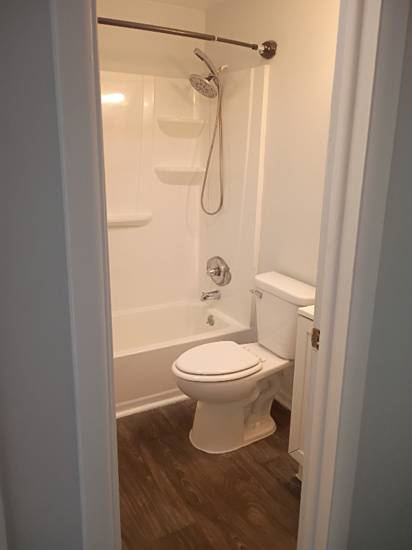 106 N Mitchner Ave - Photo 2 of 12