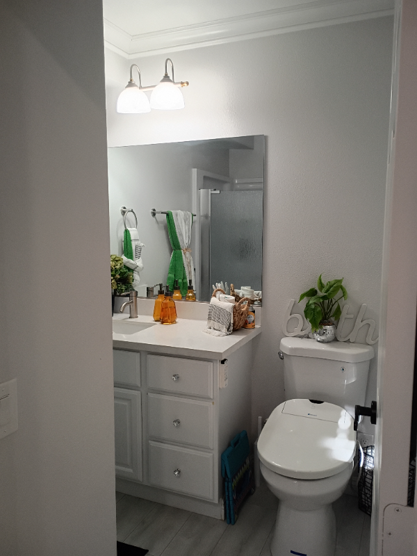 511 S Monterey St - Photo 2 of 14