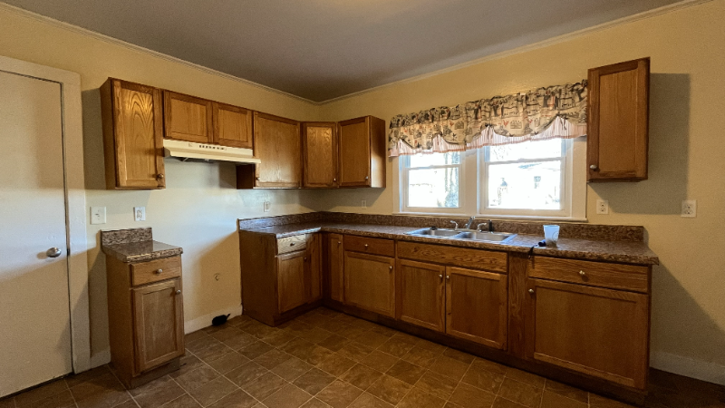 Carver Blvd - Photo 4 of 12