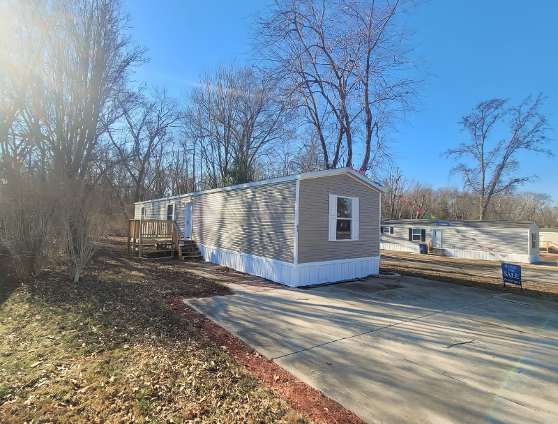 85 Deerwood Park - Photo 6 of 14